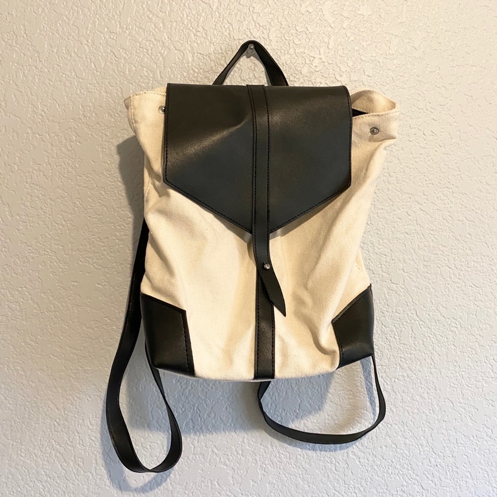 Deux lux canvas backpack